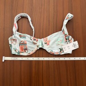 Abercrombie and Fitch Wide strap underwire Bikini Top SZ XS NWT
